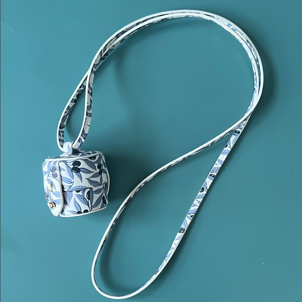 Stylish Blue and White Patterned Women's Bag